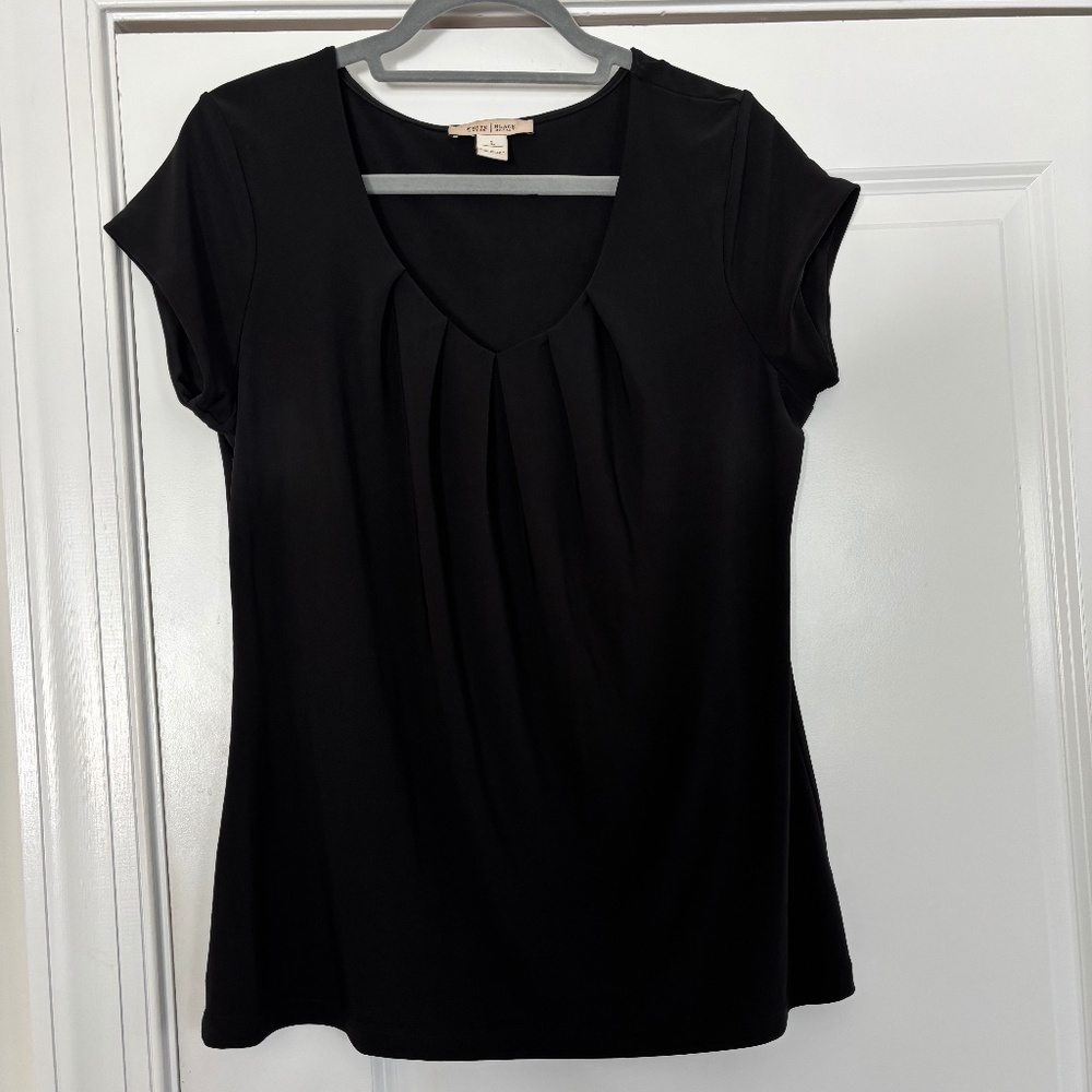 White House Black Market Black Short Sleeve Shell